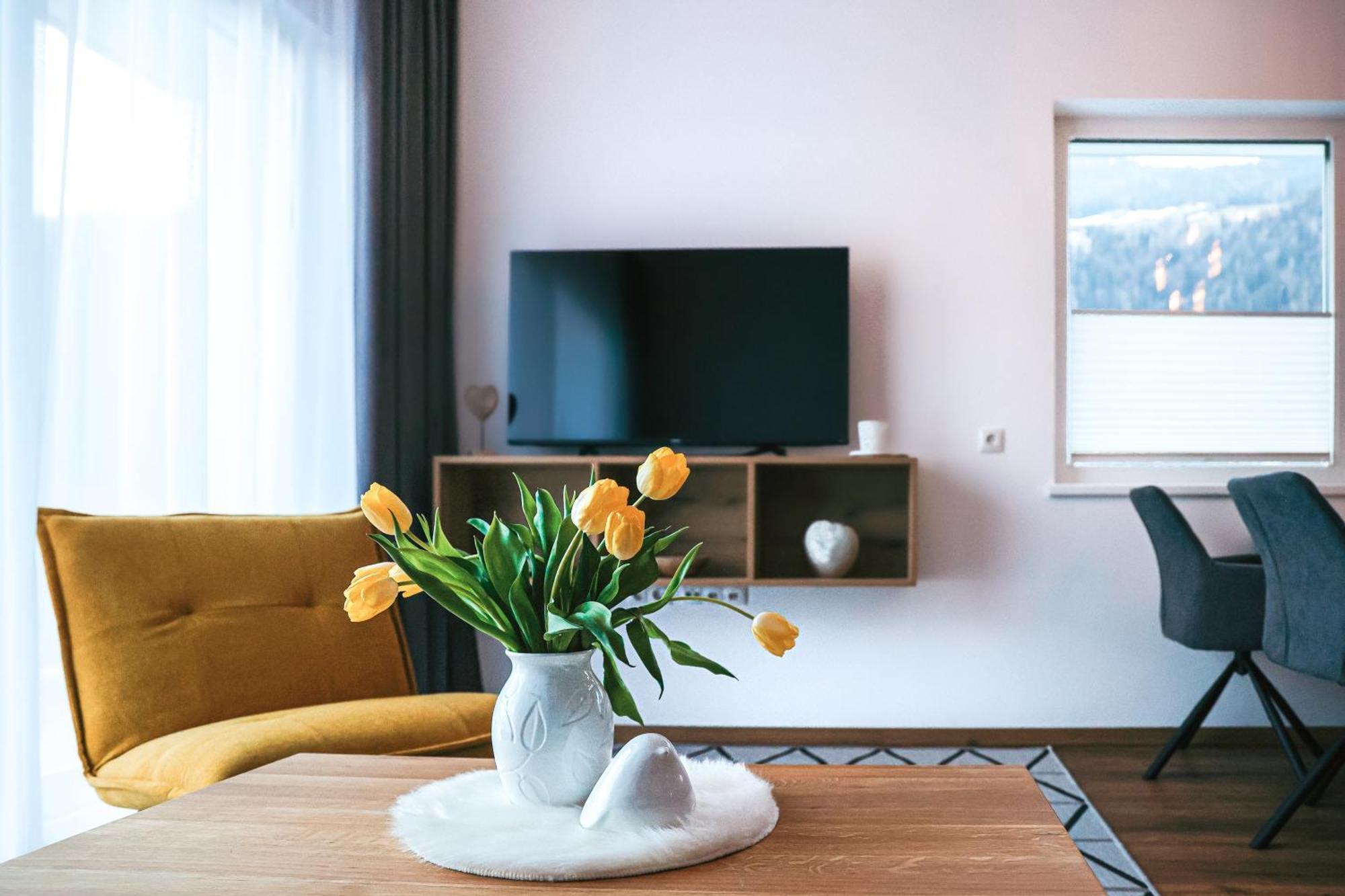 Alpenluxus Presents - Marias Zillertalblick With Roof Terrace, 3 Bedrooms & Parking Space シュリッタース エクステリア 写真